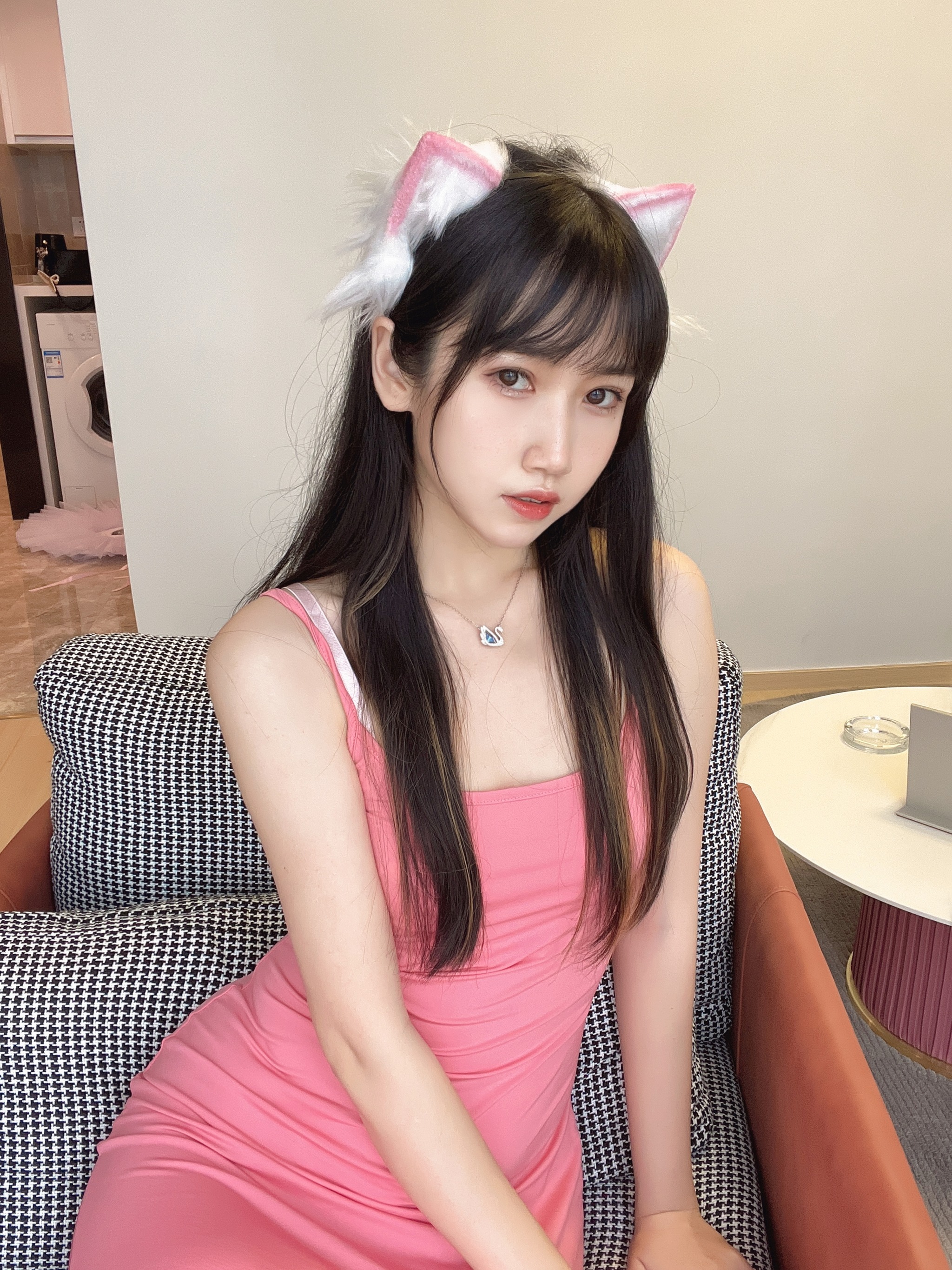不呆猫 - NO.035 浴室粉色激凸人妻 [1V39P]-XikXak
